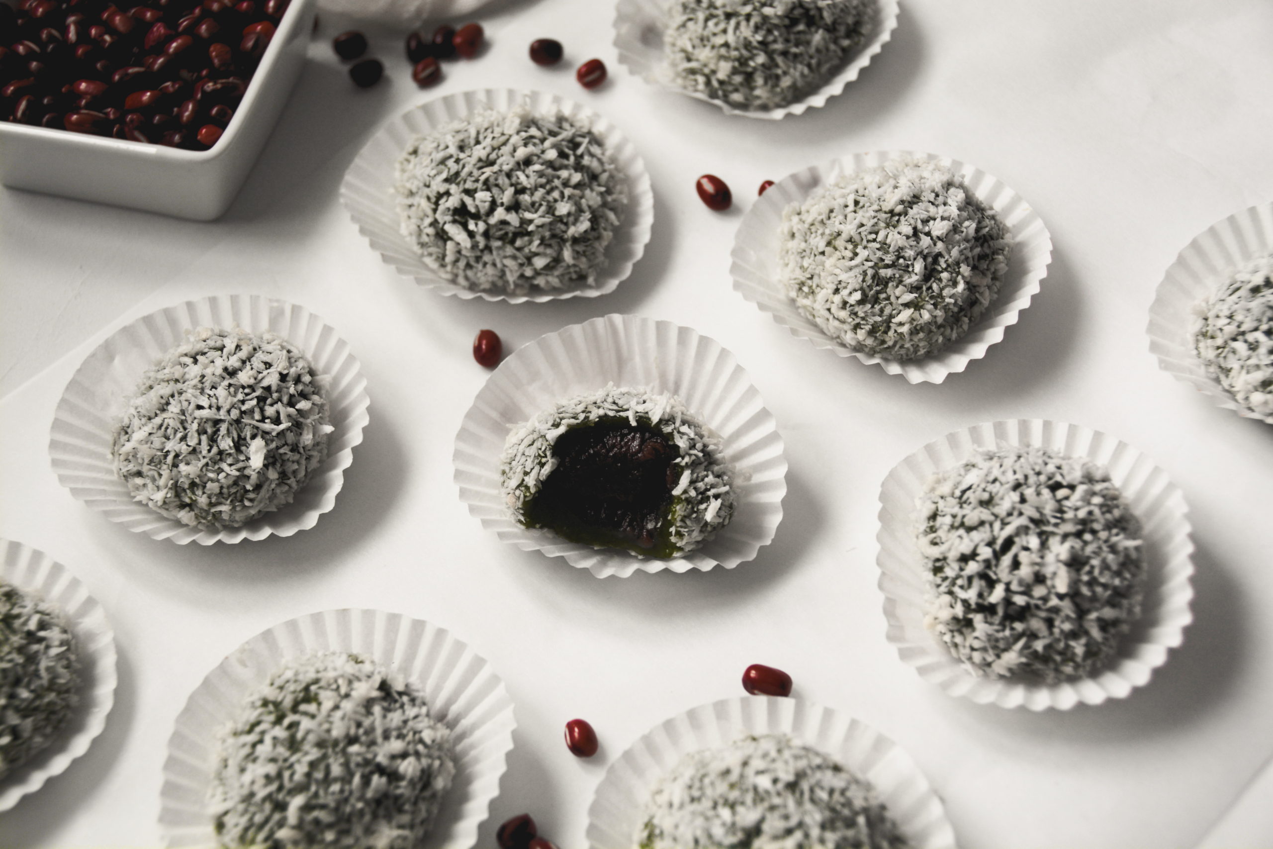 Matcha Red Bean Coconut Mochi 糯米糍 Hou Bakes